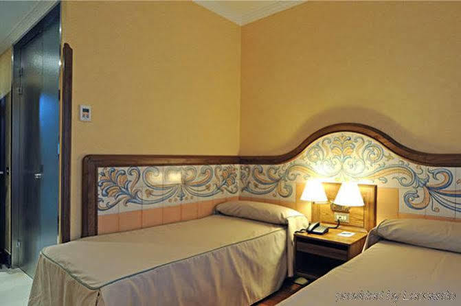 Sea Flower Hotel Da Nang Exterior photo