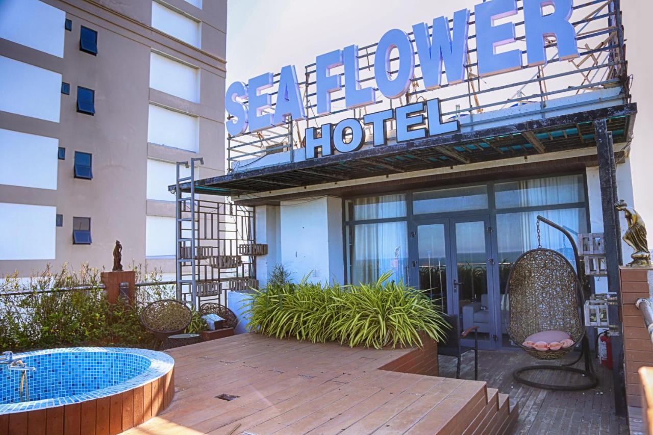 Sea Flower Hotel Da Nang Exterior photo